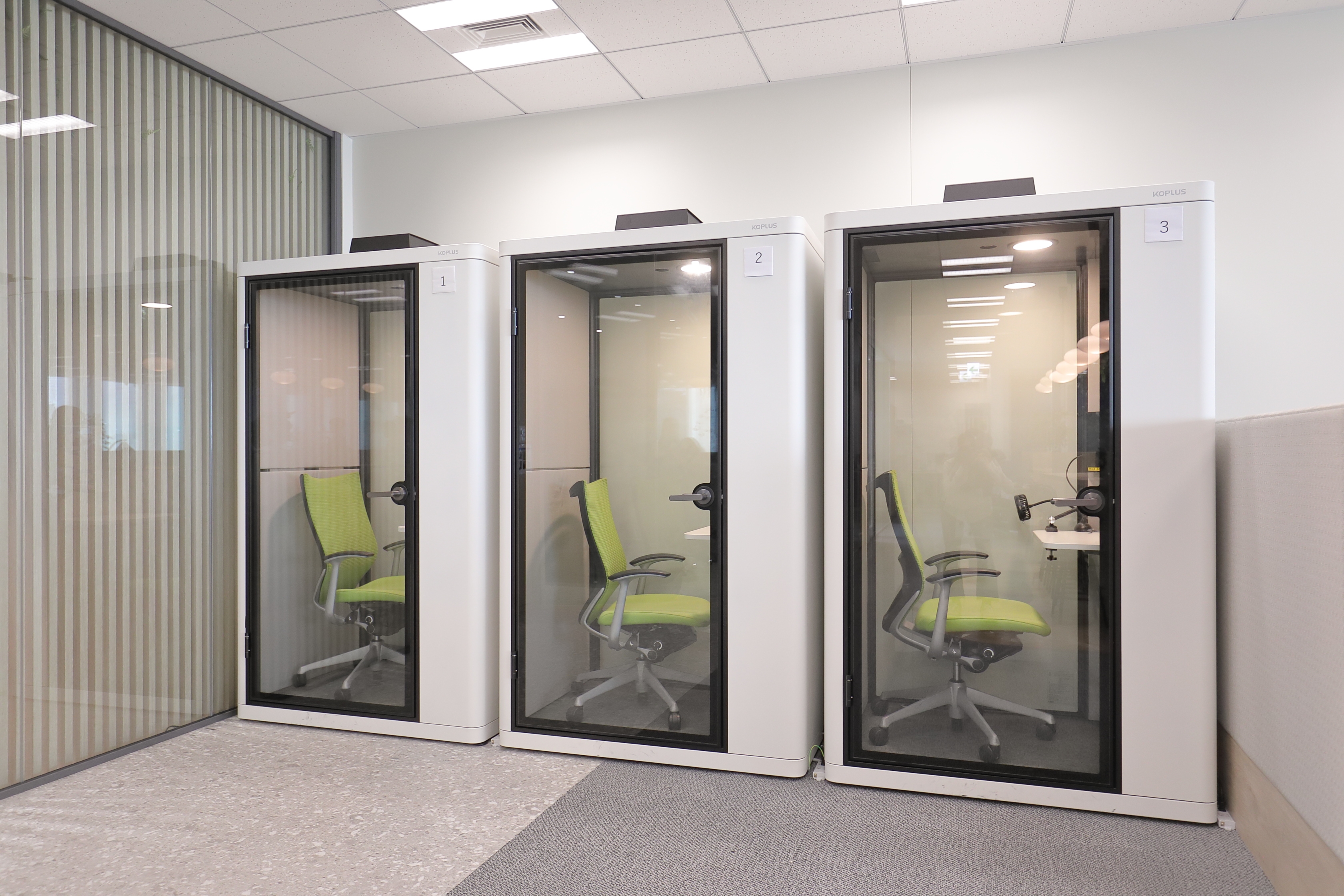 【人事戦略コンサルタント】コンサル業界経験者必見！フレックス制度あり！リモート週3利用可！人事部門におけるコンサル経験が生きる！M&A・上場支援などの幅広いコンサルティングを手掛ける企業の画像