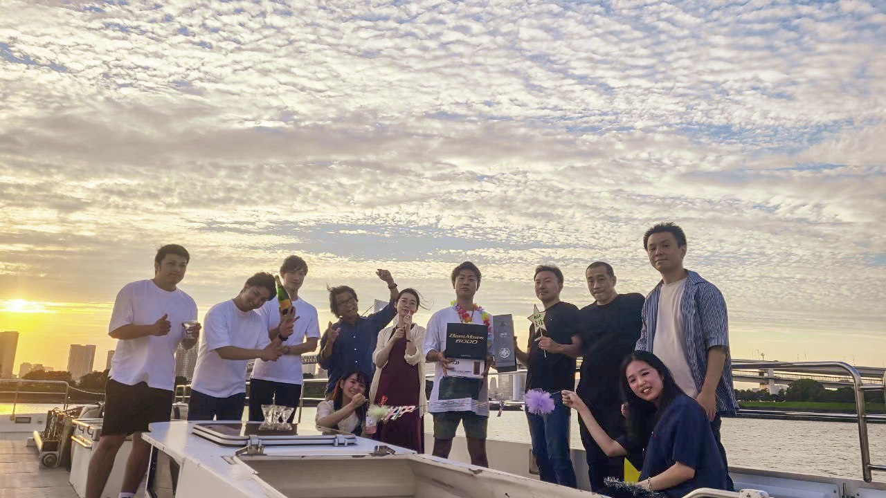 【コーポレート】将来の管理課長候補！経理経験に自信がなくても大丈夫！「広告」「アドプラットフォーム」「システム開発・ウェブ制作」「ライフサポートメディア」の4領域で事業展開しているベンチャー企業の画像