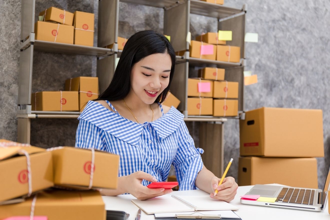 中小企業における経理業務とは?大企業との違いや転職するメリットを解説!