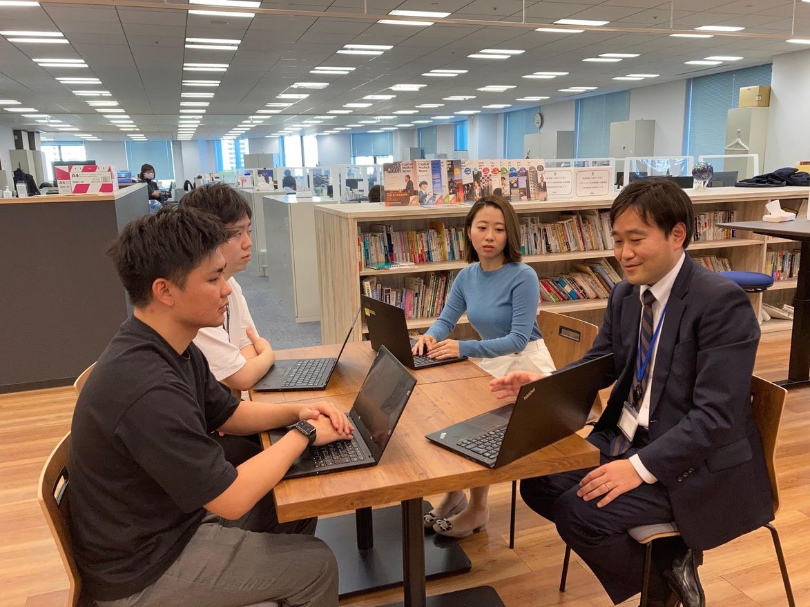グロース上場｜病院再建・医療...の画像