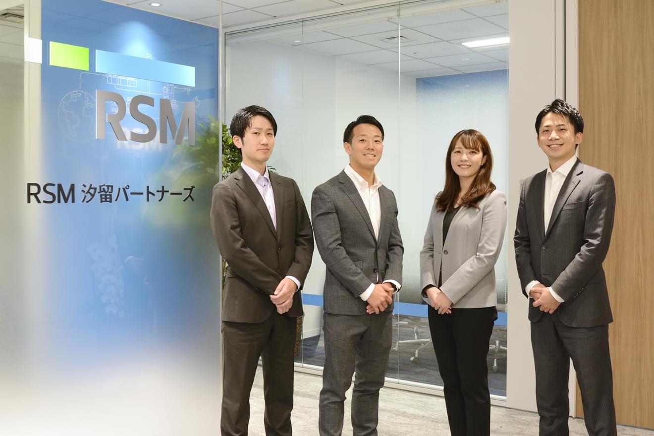 【人事労務マネージャー】マネージャー候補募集！外資系クライアント多数！30代活躍中！士業界を牽引するプロフェッショナルファームグループの社会保険労務士法人の画像