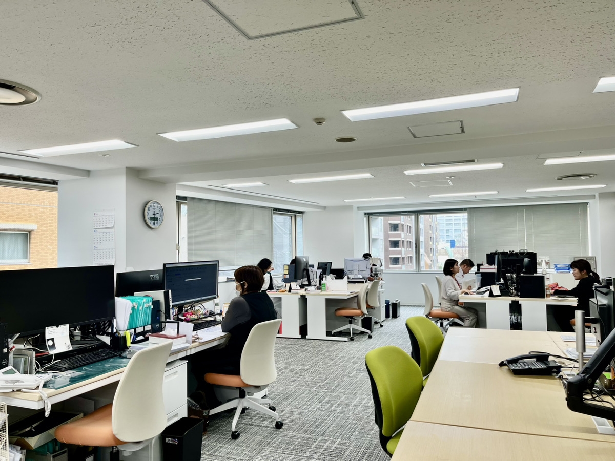 【税務顧客コンサルタント】年休121日・残業20h！税金・経営に関連する幅広い経験が積める！それぞれのキャリアプランに合わせて安心して働ける税理士事務所の画像