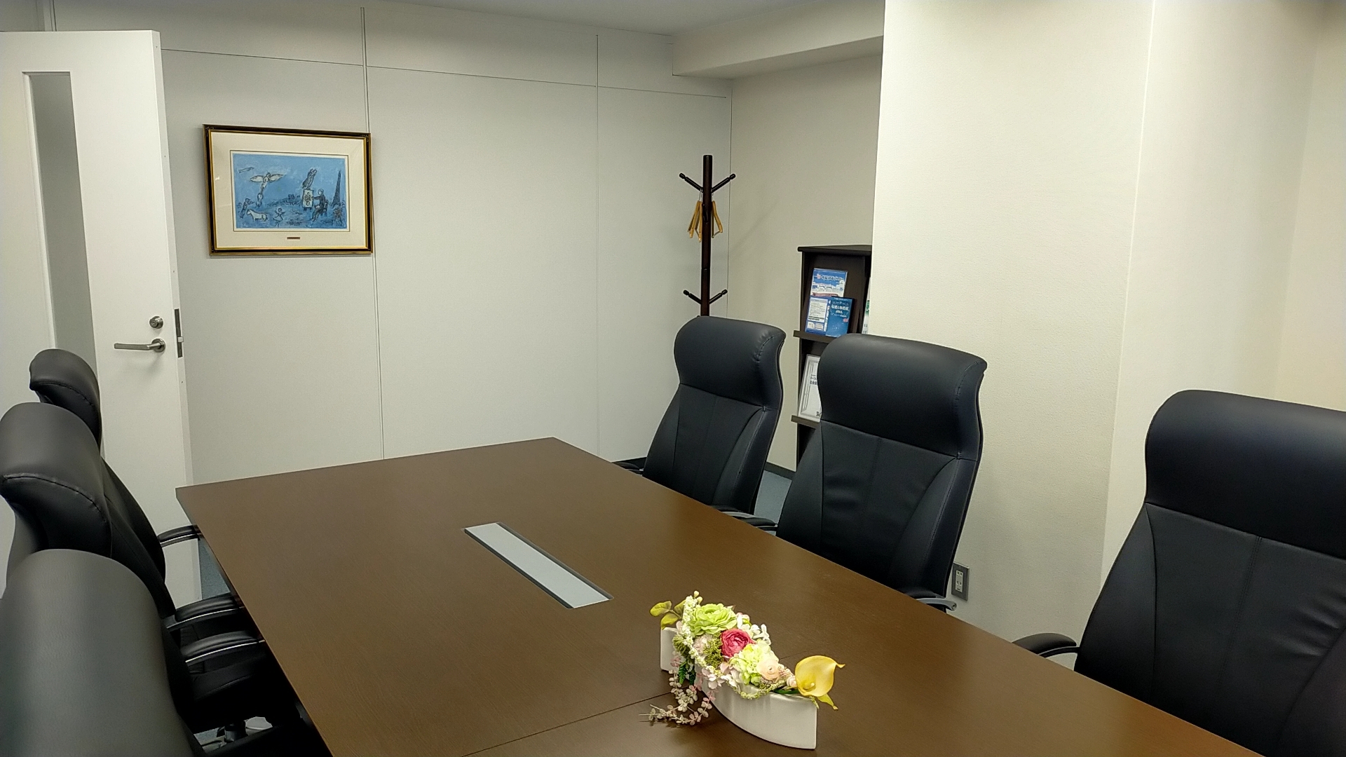 【スキルアップ×働きやすさ】残業少なめ！実働7.5H勤務！資産税や不動産税務が強みとし、相続業務も経験できる！少数精鋭だからこその風通しのよさで、柔軟で自走的な組織づくりに取り組む税理士事務所の画像