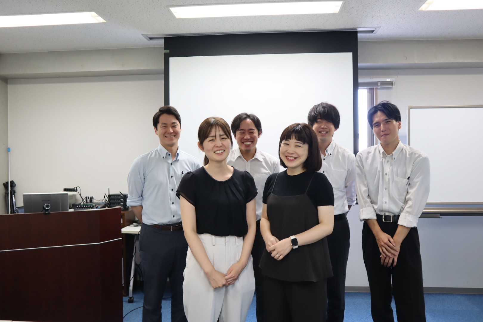 【着実に年収UP】“実力評価”の税務スタッフポジション！穏やかな社風でコツコツ成果を積める！ジョブローテーションにより幅広い業務経験が積める税理士法人の画像