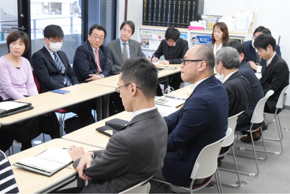 【税理士補助】スタッフ募集／ワークライフバランス重視／税理士試験受験生や働くママさん応援！相続や事業承継も多く、経営者と共に未来を創造できる税理士法人の画像