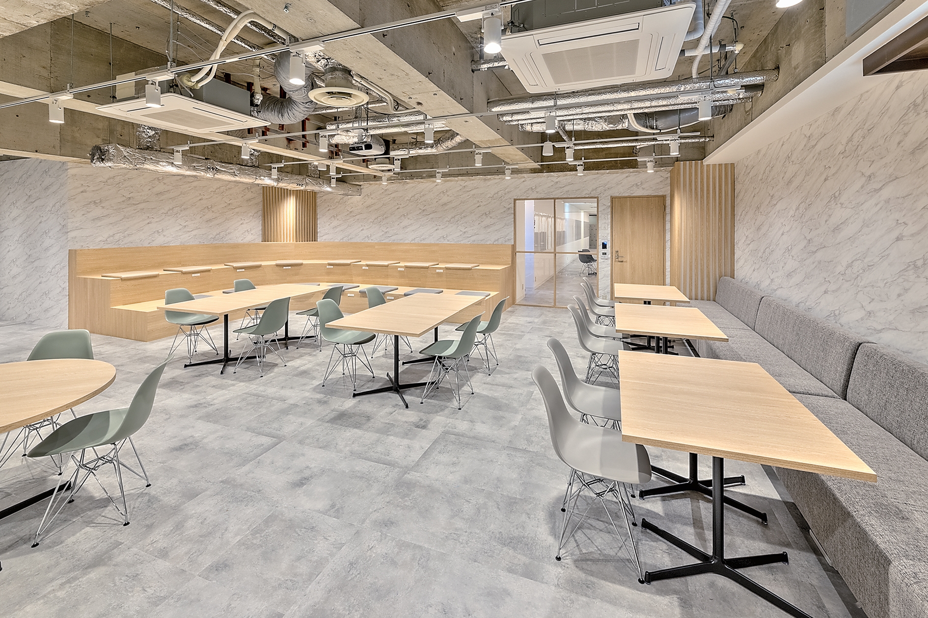 【経理マネージャー】リモート・フレックス可！「デジタル化と企画力で新しい価値を生み出す。」をビジョンに、メディア業界のDX化に係る支援から、事業企画等ワンストップに支援しており、売上高48億円に上るグロース上場企業の画像