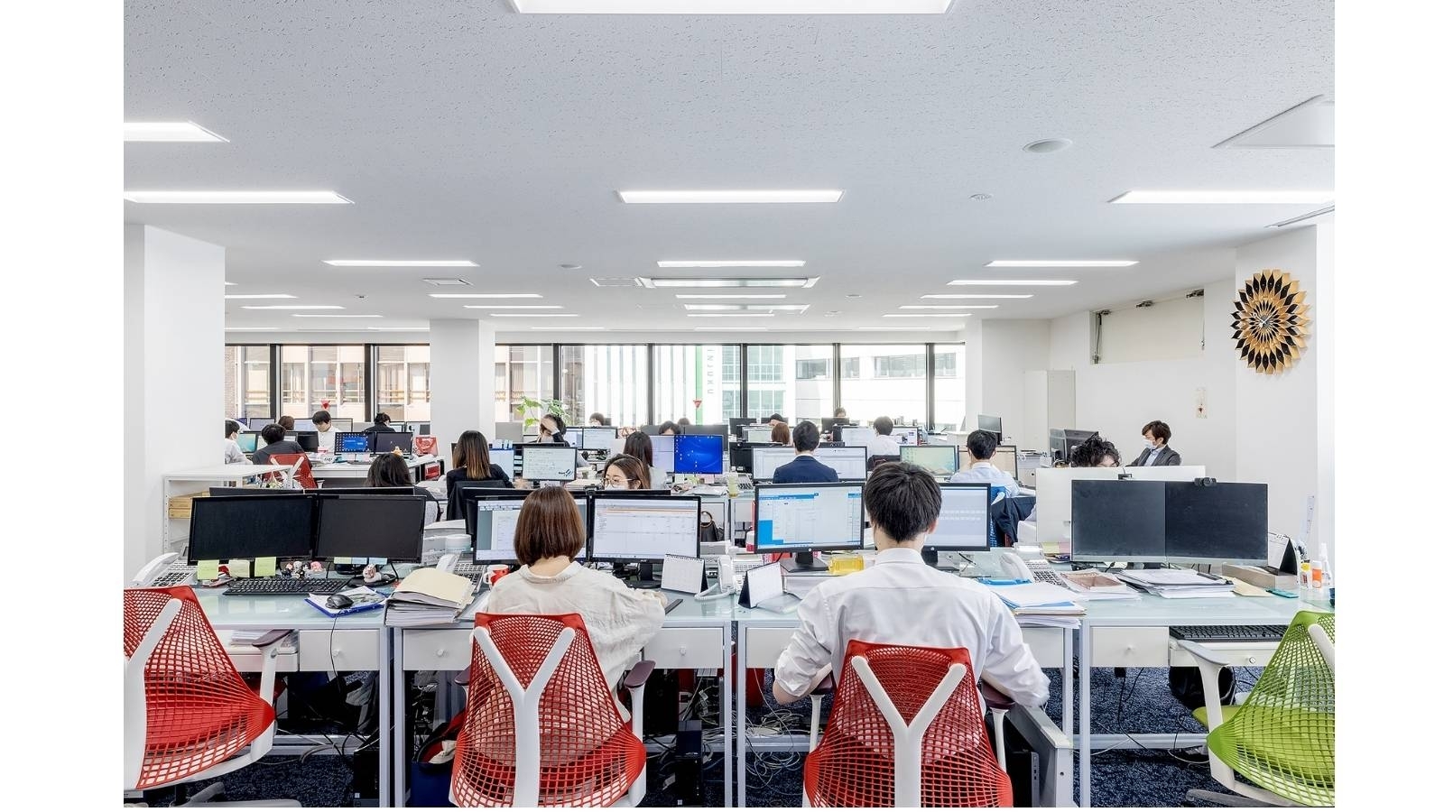 【税務コンサルタント／アシスタント】希望に応じてポジション選択可能！業務委託◎カジュアルな雰囲気で働きやすい、創業支援のサポートを強みにする“話しやすさNo.1”を目指す税理士法人の画像