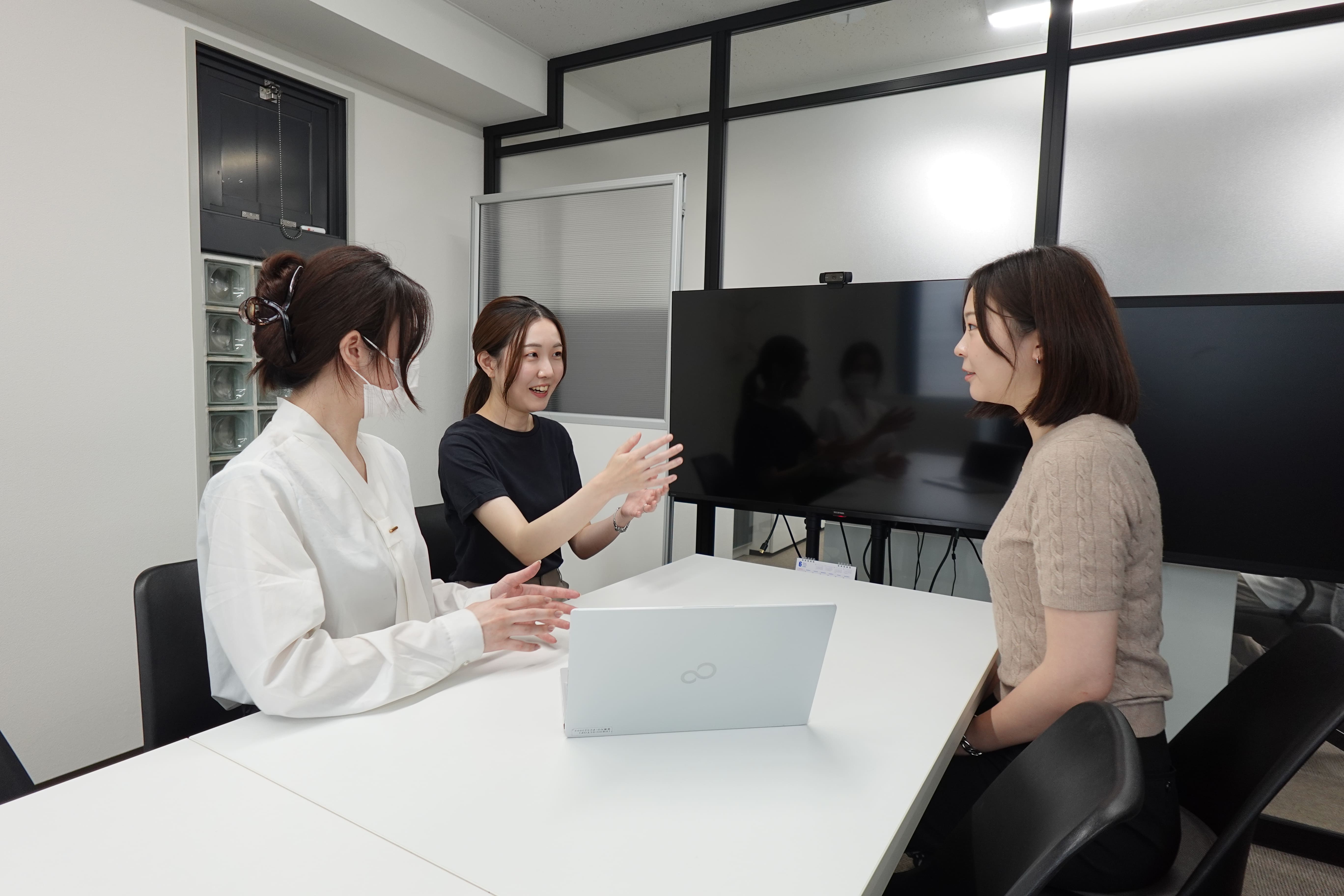 200～300名規模の企業も担当｜労使双方の視点で労務課題を考える力を磨く労務スタッフの画像