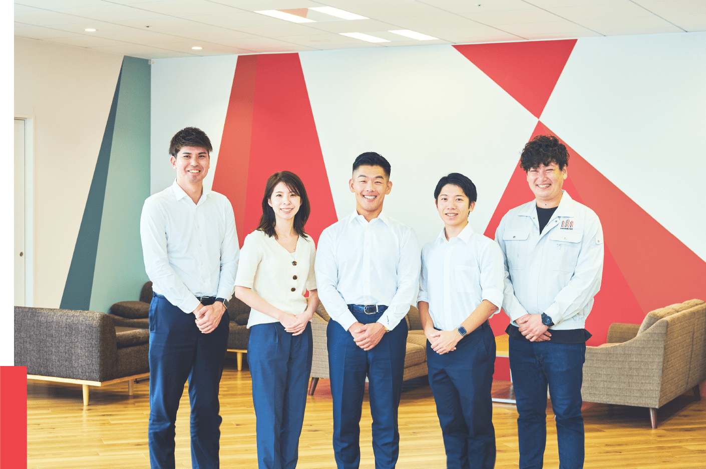 【コーポレートスタッフ職（営業事務）】★☆大阪駅直結・グランフロント大阪☆★ホワイト企業アワードにて『労働生産性/DX部門』受賞！設立11年目ながら売上155億円を突破！資産運用コンサルティングを展開する急成長企業の画像