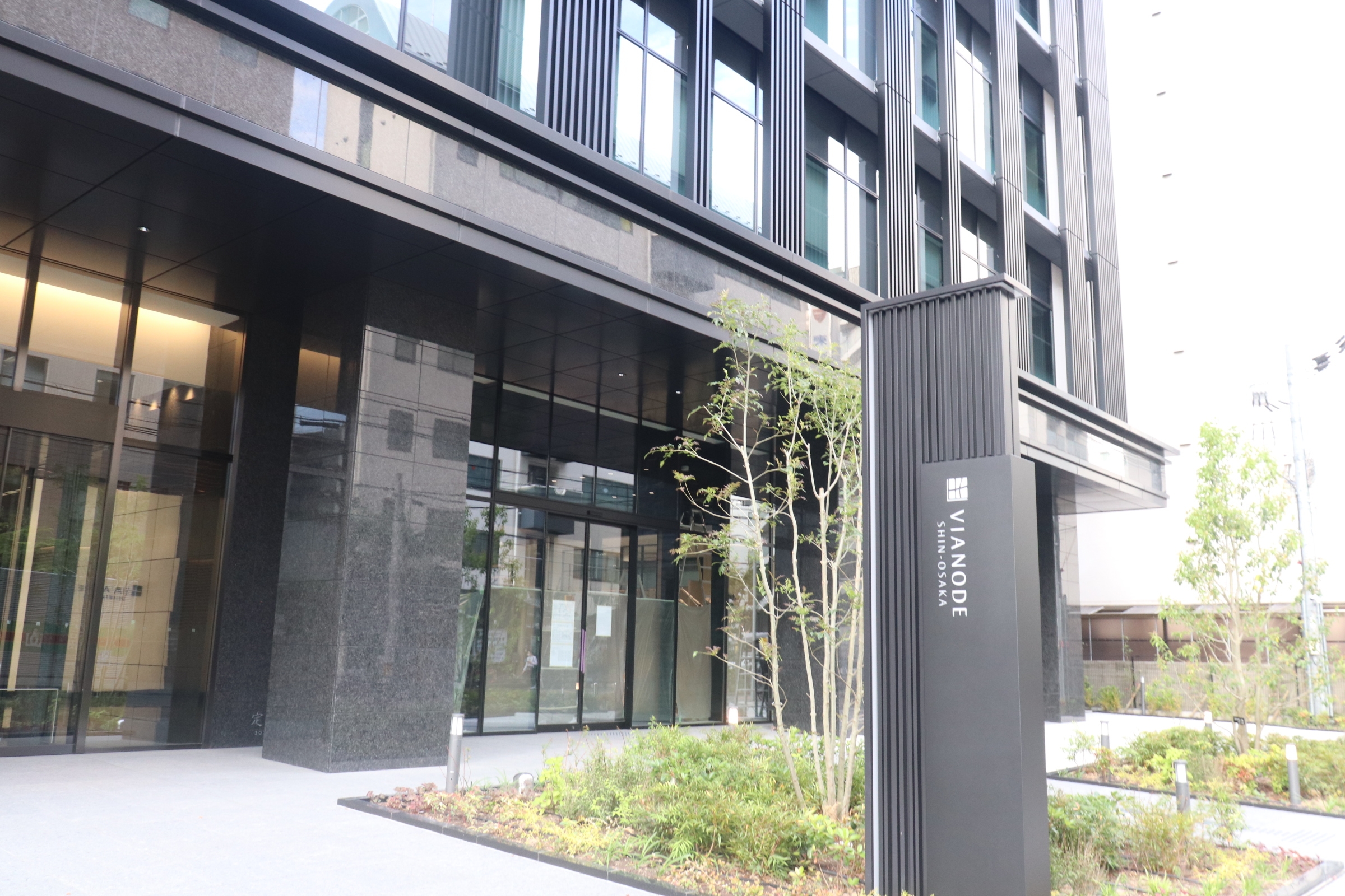 【経理】★☆若手・スキルアップ☆★充実の福利厚生◎／創業以来16年連続黒字経営◎／累計30,000棟以上の実績、外壁塗装サービスや自社オリジナルの塗料開発を全国約30拠点で展開する企業の画像