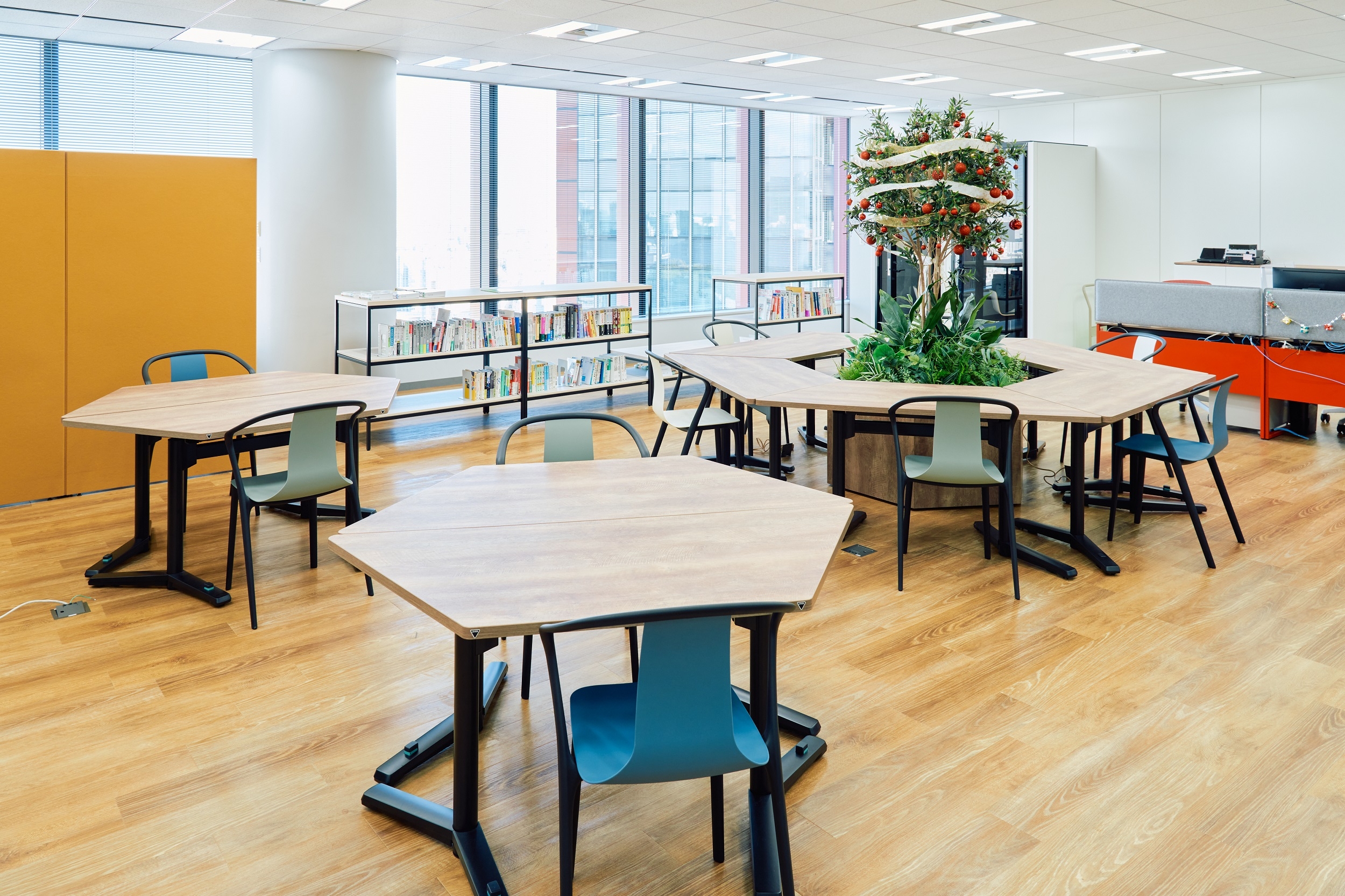 【経理リーダー候補】各業界の売上高上位10社へのサービス利用率80%以上！一気通貫のサービスを提供するIIJグループで企業のIT課題の解決支援をしている会社です。の画像